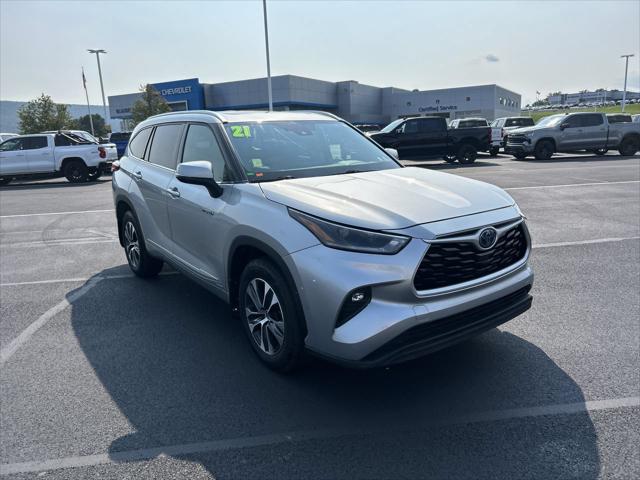 2021 Toyota Highlander Hybrid XLE for sale in Muncy, PA