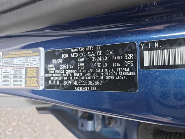 2025 Kia K4 LXS