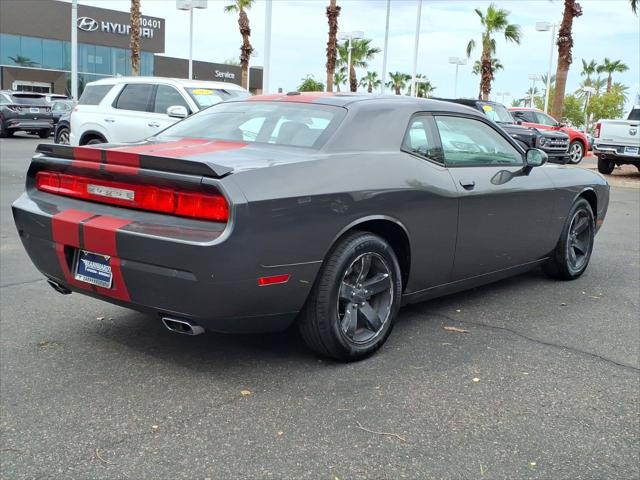 2013 Dodge Challenger SXT Plus