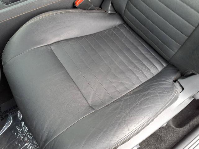 2013 Dodge Challenger SXT Plus