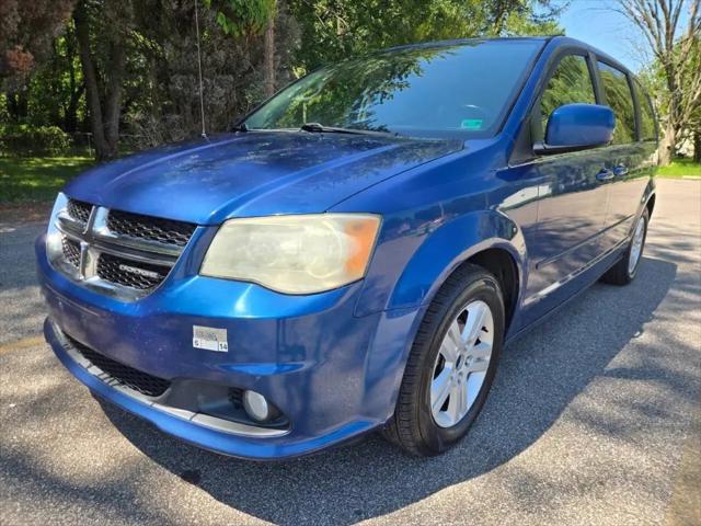 2011 Dodge Grand Caravan Crew for sale in Akron, OH