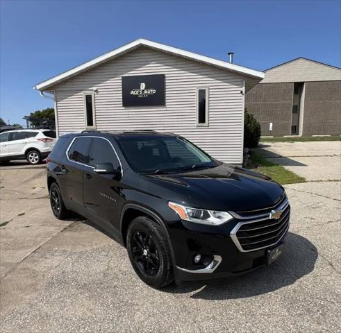 2018 Chevrolet Traverse LT Cloth for sale in La Crosse, WI