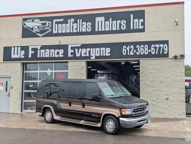 2000 Ford E-150 Recreational for sale in Blaine, MN