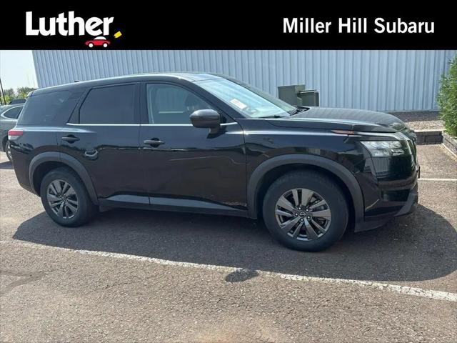 2024 Nissan Pathfinder S 4WD for sale in Duluth, MN