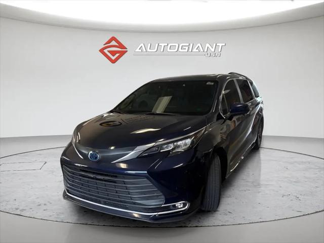 2021 Toyota Sienna XLE for sale in Fishers, IN