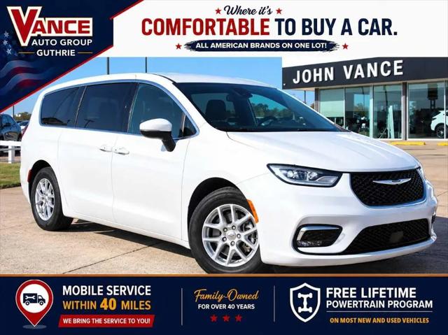 2023 Chrysler Pacifica Touring for sale in Guthrie, OK