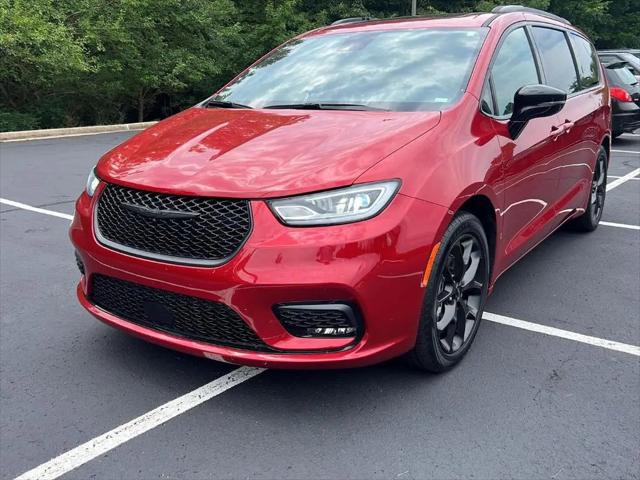 2025 Chrysler Pacifica Limited for sale in Peoria, IL