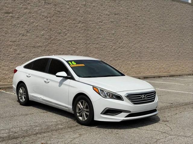 2016 Hyundai Sonata SE for sale near Newark, OH