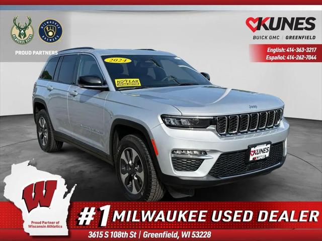 2024 Jeep Grand Cherokee Base for sale in Greenfield, WI