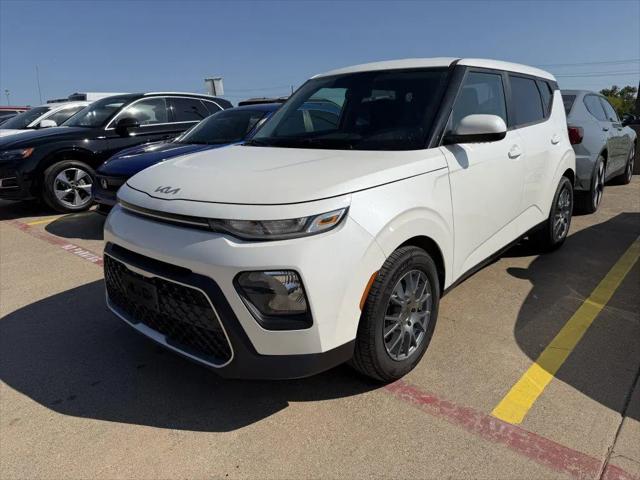 2022 Kia Soul LX for sale in Forney, TX