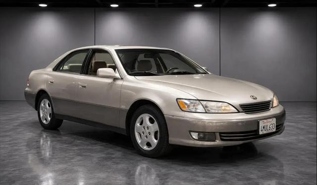 2000 Lexus ES 300 Base for sale in Naperville, IL