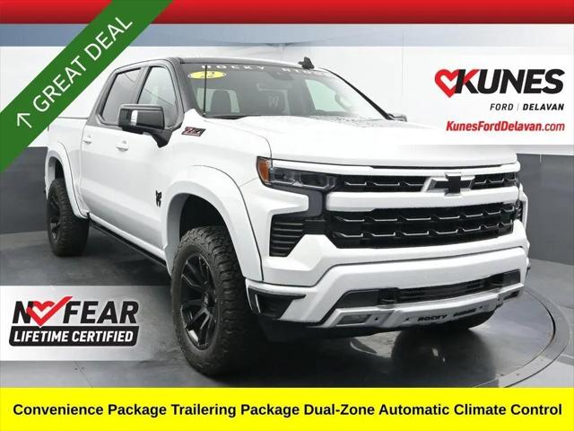2022 Chevrolet Silverado 1500 4WD Crew Cab Short Bed RST for sale in Delavan, WI