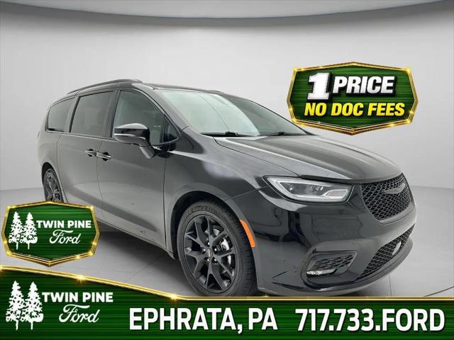 2025 Chrysler Pacifica Limited for sale in Ephrata, PA