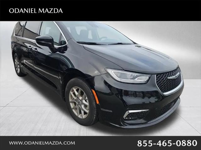 2024 Chrysler Pacifica Touring L for sale in Fort Wayne, IN