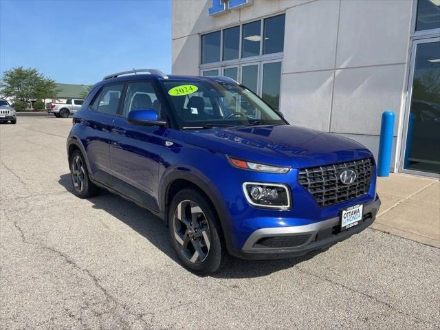 2024 Hyundai Venue Limited for sale in Janesville, WI