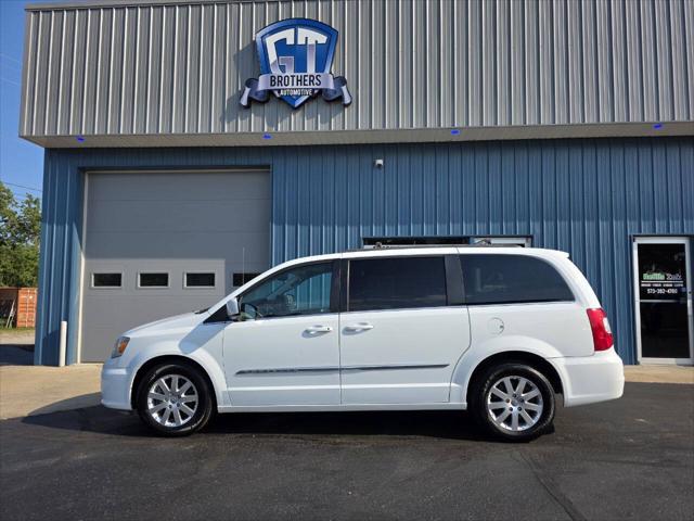 2015 Chrysler Town & Country Touring for sale in Eldon, MO