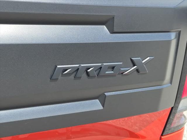 2025 Nissan Frontier Crew Cab PRO-X 4x2