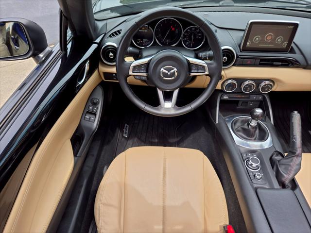 2017 Mazda MX-5 Miata RF Grand Touring