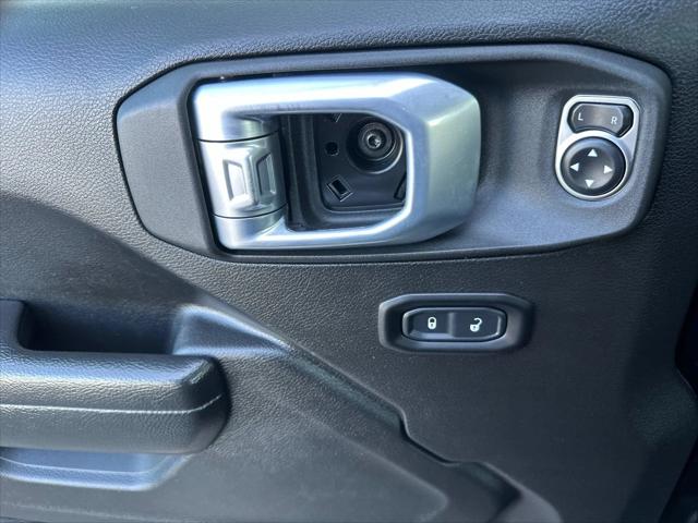 2022 Jeep Gladiator Sport