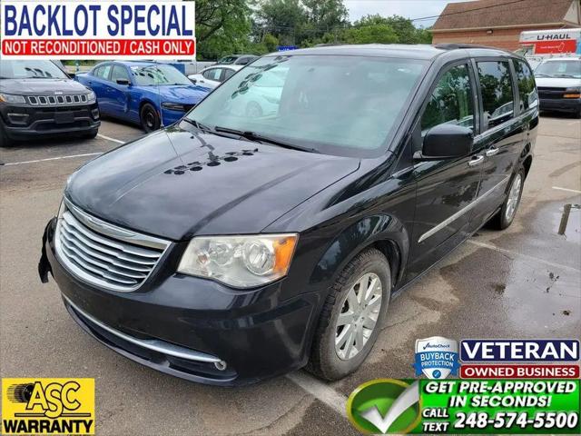 2014 Chrysler Town & Country Touring for sale in Waterford, MI