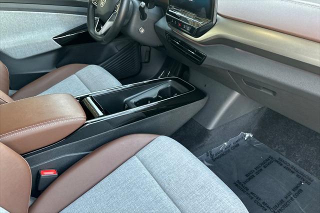2023 Volkswagen ID.4 Pro