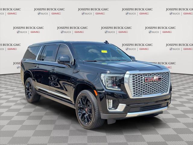 2023 GMC Yukon XL 4WD Denali for sale near Cincinnati, OH