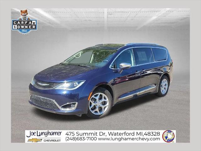 2020 Chrysler Pacifica Limited for sale in Waterford, MI
