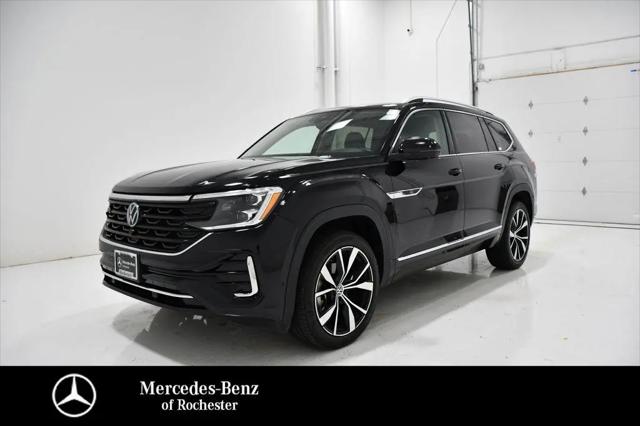 2024 Volkswagen Atlas 2.0T SEL Premium R-Line for sale in Rochester, MN