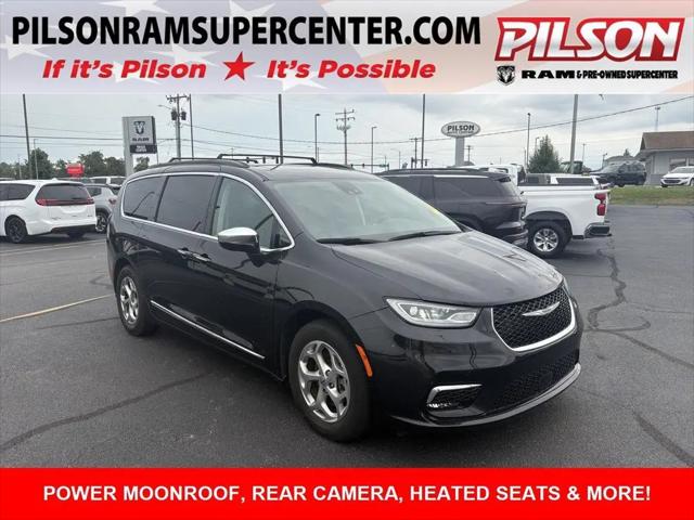 2023 Chrysler Pacifica Limited for sale in Charleston, IL