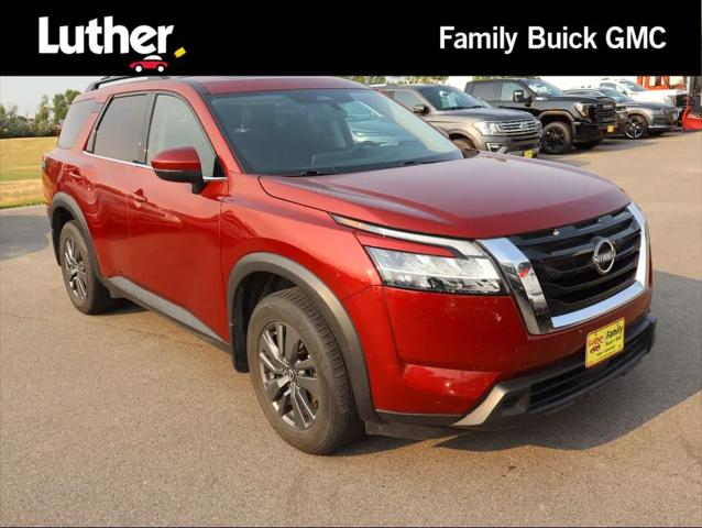 2022 Nissan Pathfinder SV 4WD for sale in Fargo, ND