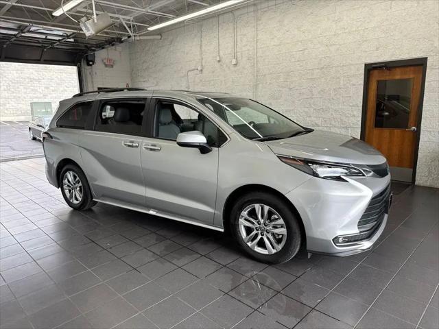 2025 Toyota Sienna XLE for sale in Springfield, MO
