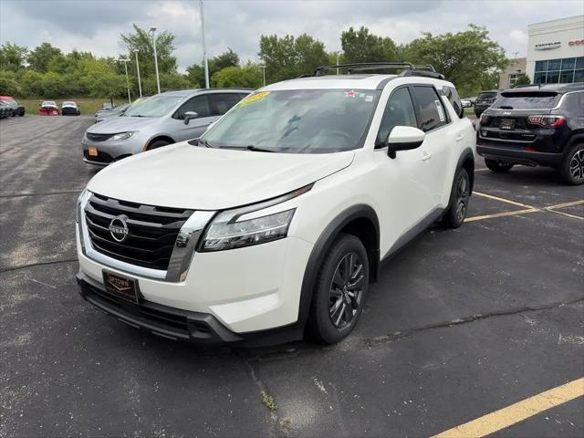2022 Nissan Pathfinder SV 4WD for sale in Slinger, WI