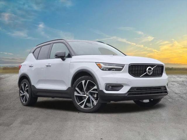2020 Volvo XC40 T5 R-Design for sale in Toledo, OH