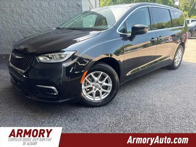 2023 Chrysler Pacifica Touring L for sale in Albany, NY