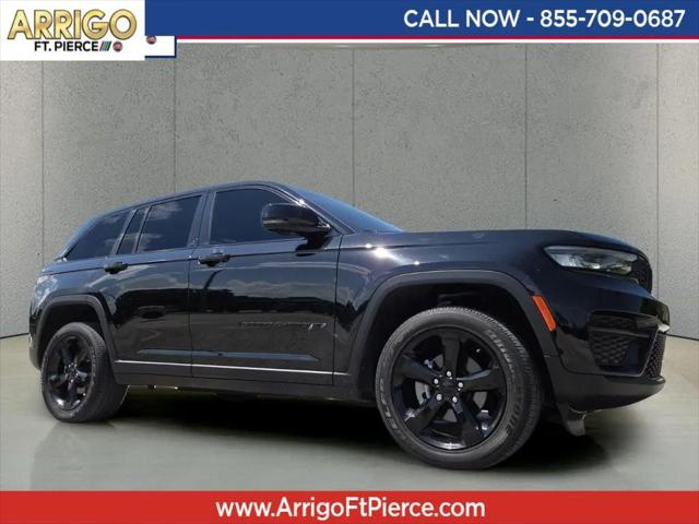 2023 Jeep Grand Cherokee Altitude 4x2 for sale in Fort Pierce, FL