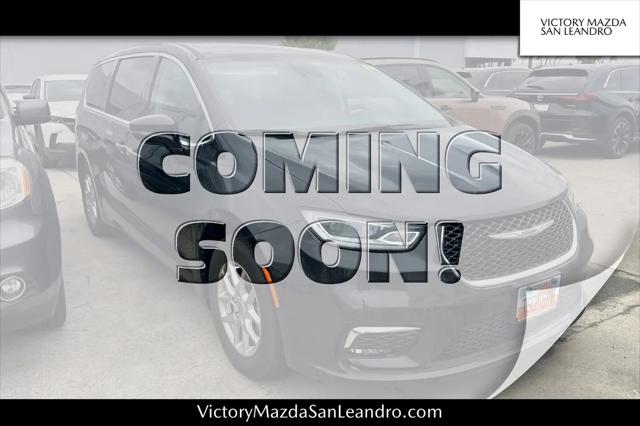 2024 Chrysler Pacifica Touring L for sale in San Leandro, CA