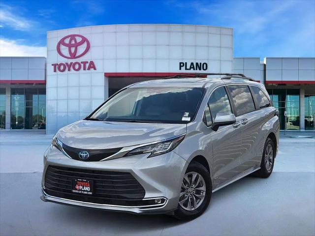 2021 Toyota Sienna XLE for sale in Plano, TX
