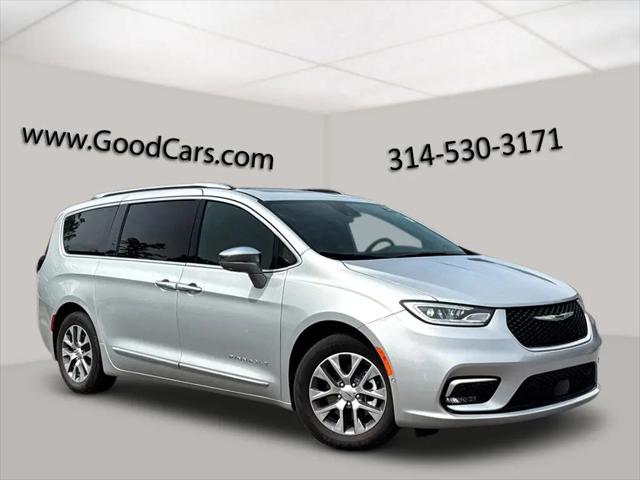 2024 Chrysler Pacifica Hybrid Pinnacle for sale in St. Louis, MO