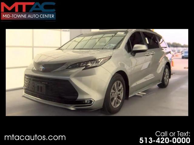 2021 Toyota Sienna XLE for sale in Franklin, OH