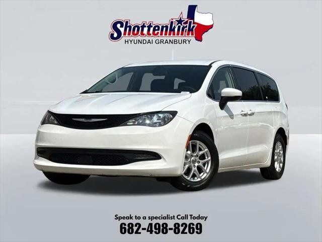 2022 Chrysler Voyager LX for sale in Granbury, TX