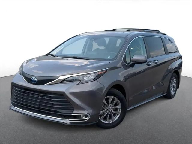 2024 Toyota Sienna XLE for sale in Troy, MI