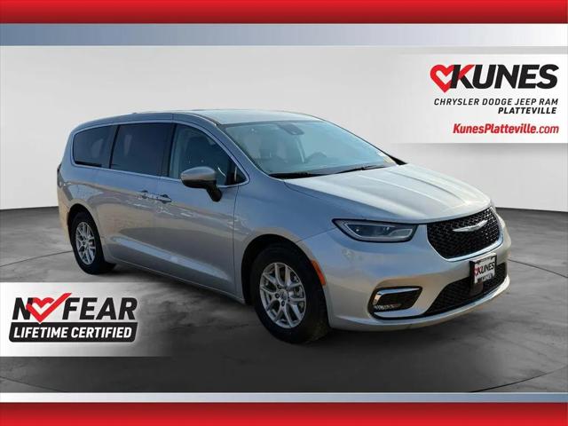 2023 Chrysler Pacifica Touring L for sale in Platteville, WI