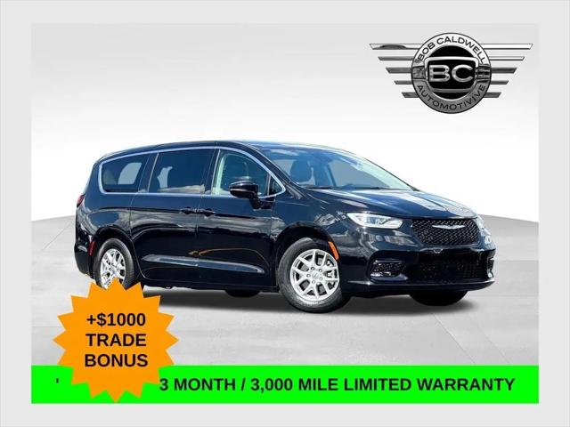 2024 Chrysler Pacifica Touring L for sale near Columbus, OH