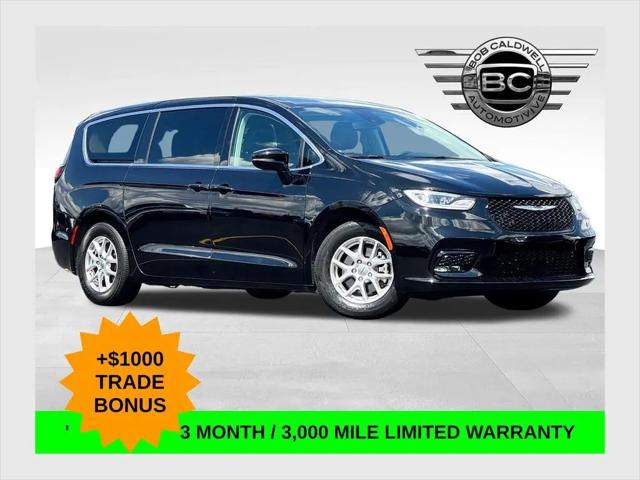 2024 Chrysler Pacifica Touring L for sale near Columbus, OH