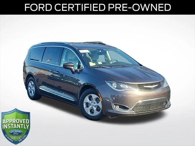 2017 Chrysler Pacifica Touring-L Plus for sale in Cincinnati, OH