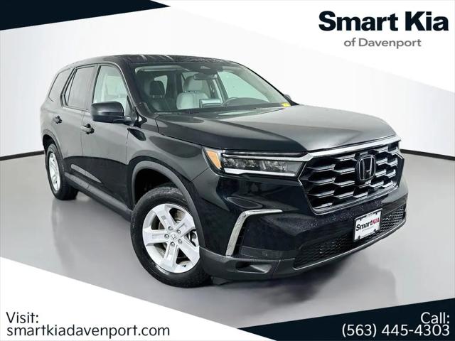 2023 Honda Pilot AWD LX for sale in Davenport, IA