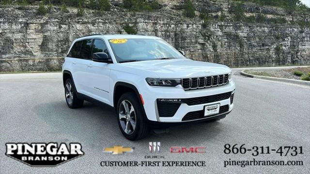 2026 Jeep Grand Cherokee Limited 4x4 for sale in Branson, MO
