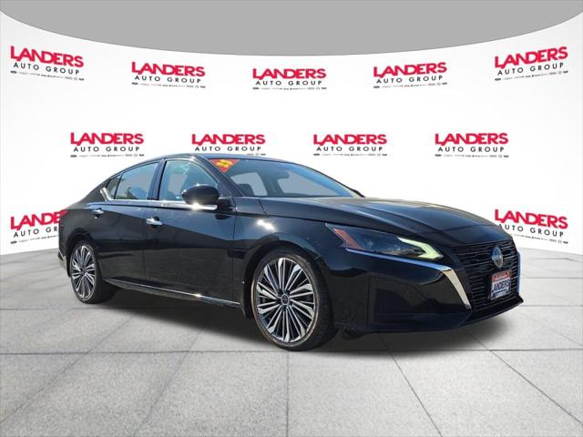 2023 Nissan Altima SL FWD for sale in Southaven, MS