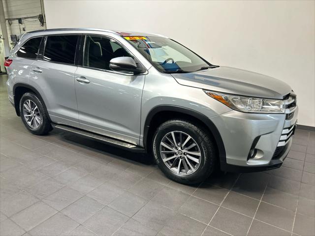2017 Toyota Highlander XLE 2017 Toyota Highlander XLE