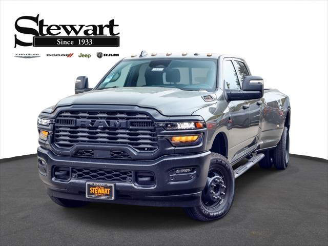 2026 RAM Ram 3500 RAM 3500 TRADESMAN CREW CAB 4X4 8 BOX